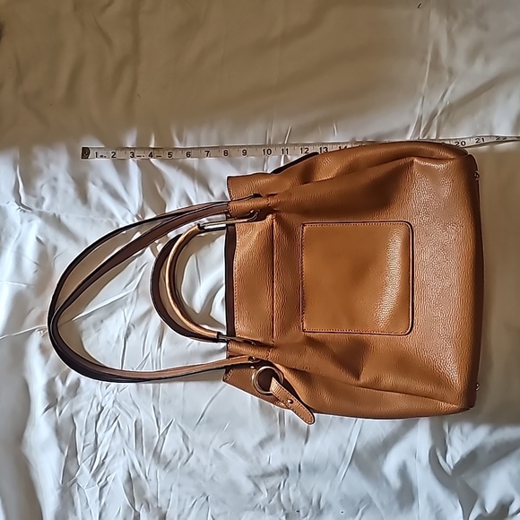 Sondra Robert's Squared leather bag with gold hardware. Camel color. EUC. - Picture 2 of 7